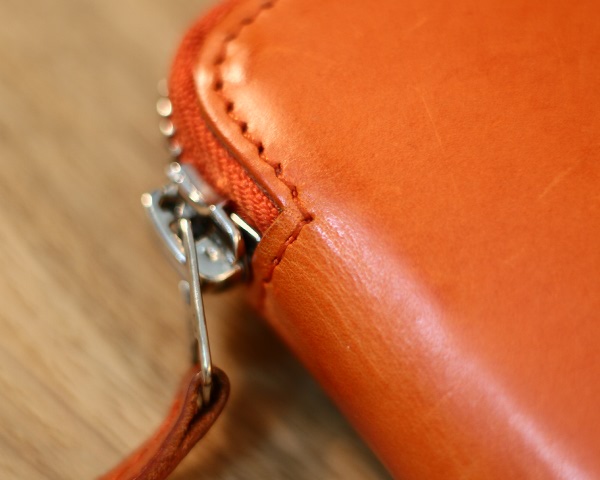 leather-sitching-closeup